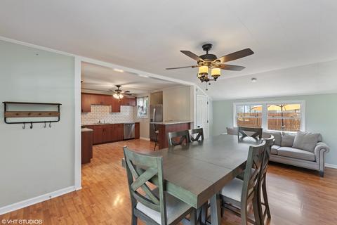 2101 Wing St, Rolling Meadows, IL 60008 photo 4