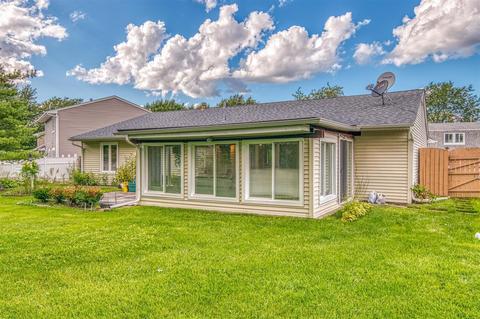 885 Hunter Dr, Roselle, IL 60172 photo 18