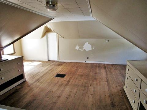 1008 E Chamberlin St, Dixon, IL 61021 photo 15
