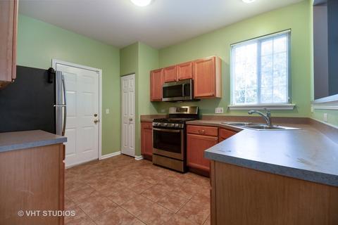 660 Mill Cir #107, Wheeling, IL 60090 photo 5