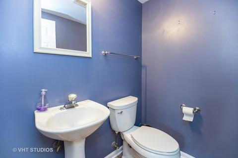 660 Mill Cir #107, Wheeling, IL 60090 photo 6