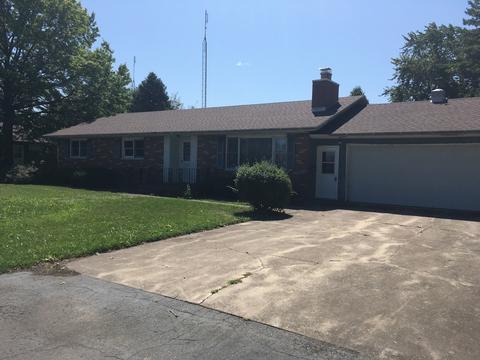303 E Ririe Pl N, Flanagan, IL 61740 photo 1