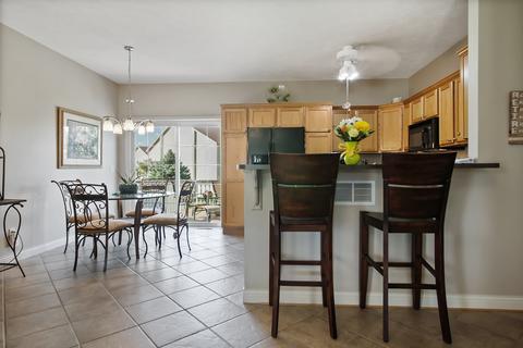 2384 Callard Ln, Normal, IL 61761 photo 10