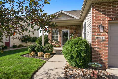 2384 Callard Ln, Normal, IL 61761 photo 1