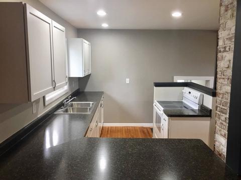 375 S Wall St, Kankakee, IL 60901 photo 9