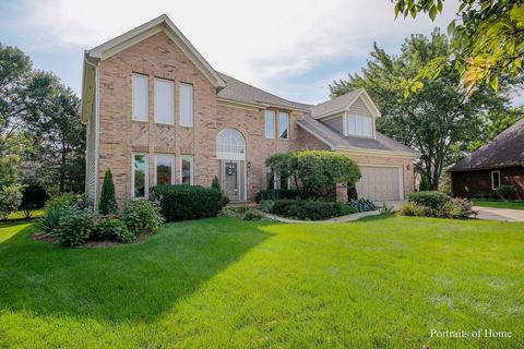 1811 Challenger Ct, Wheaton, IL 60189 photo 1
