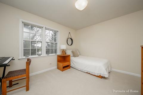 1811 Challenger Ct, Wheaton, IL 60189 photo 17