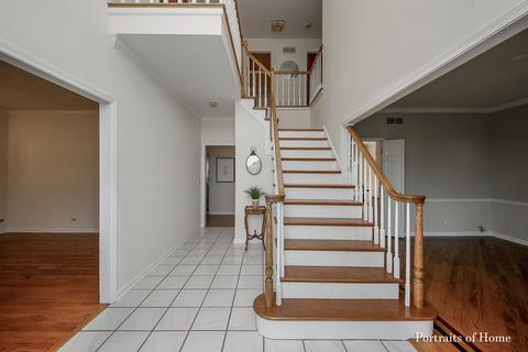1811 Challenger Ct, Wheaton, IL 60189 photo 12