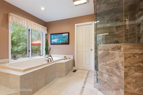 37 Park Ln, Golf, IL 60029 photo 11