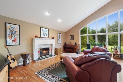 37 Park Ln, Golf, IL 60029 photo 3