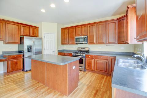 4341 Bunker Hill Dr, Algonquin, IL 60102 photo 7