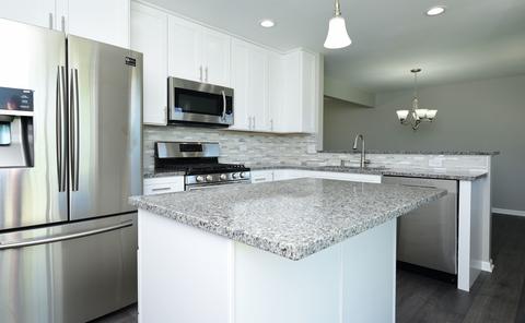 7210 Summit Rd, Darien, IL 60561 photo 4