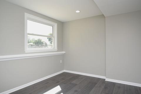 7210 Summit Rd, Darien, IL 60561 photo 15