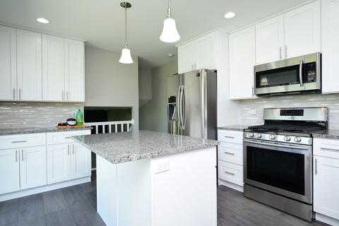7210 Summit Rd, Darien, IL 60561 photo 6