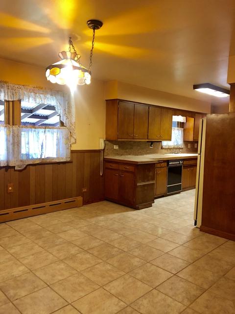 3449 Phillips Ave, Steger, IL 60475 photo 10