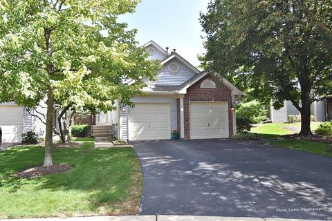 625 Cobblestone Ct, Elgin, IL 60120 photo 1