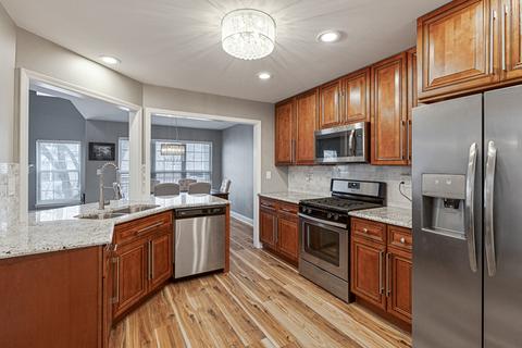 358 Cimarron Rd, Lombard, IL 60148 photo 9