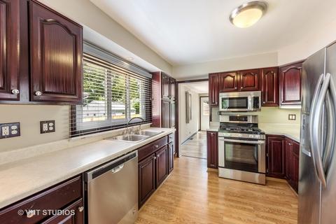2935 S Craig Dr, Des Plaines, IL 60018 photo 4