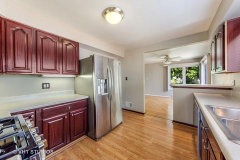 2935 S Craig Dr, Des Plaines, IL 60018 photo 5
