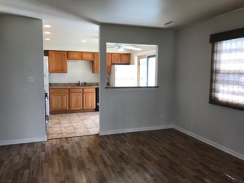 328 Joan Ct #A, Bartlett, IL 60103 photo 4