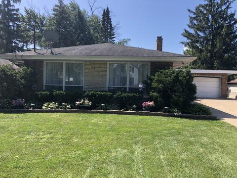 317 E 3rd St, Lockport, IL 60441 photo 2