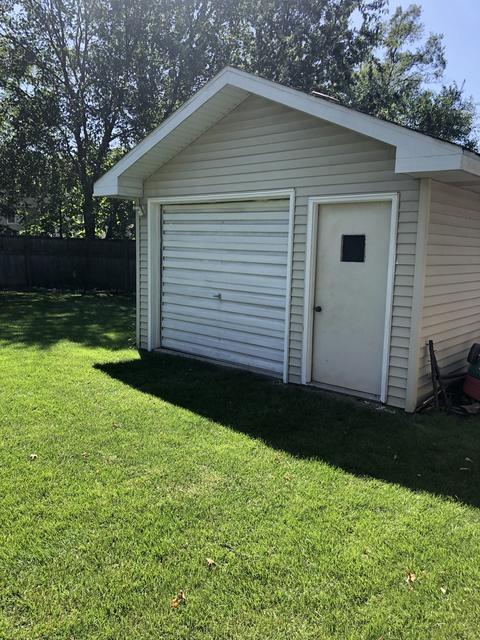 317 E 3rd St, Lockport, IL 60441 photo 37