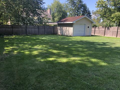 317 E 3rd St, Lockport, IL 60441 photo 7