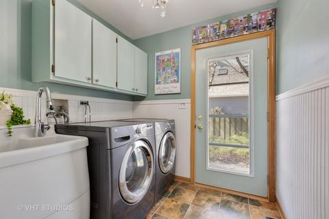 419 Brighton Dr, Wheaton, IL 60189 photo 19