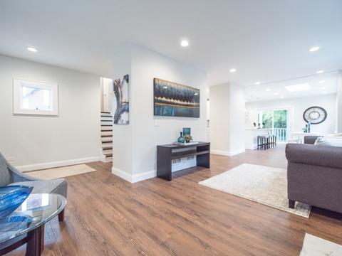 834 N Summit St, Wheaton, IL 60187 photo 2