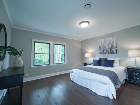 834 N Summit St, Wheaton, IL 60187 photo 8