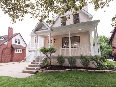 834 N Summit St, Wheaton, IL 60187 photo 1
