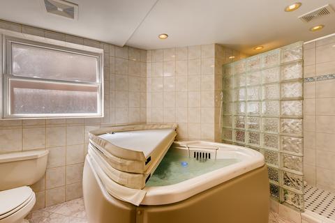 180 E Bradley St, Des Plaines, IL 60016 photo 15