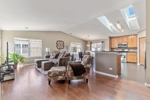 5105 Edgewater Ct, Plainfield, IL 60586 photo 3
