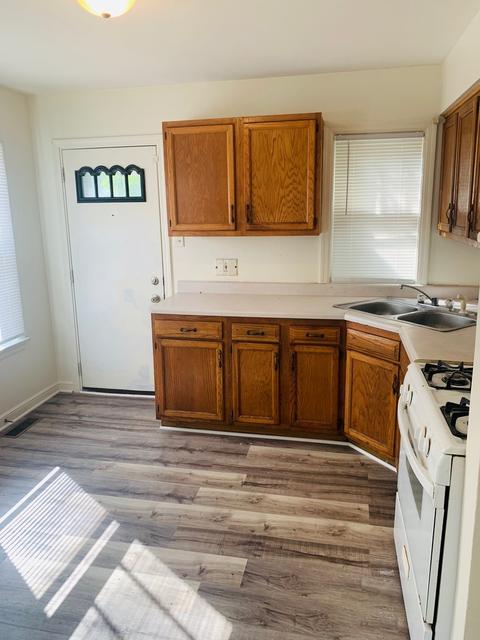 217 E 142nd Pl, Dolton, IL 60419 photo 6