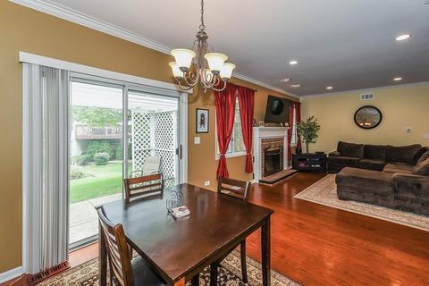 661 Dogleg Ln, Bartlett, IL 60103 photo 6