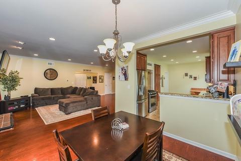 661 Dogleg Ln, Bartlett, IL 60103 photo 7