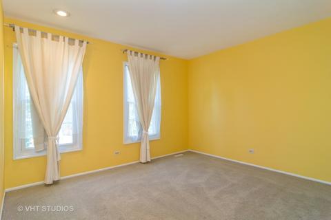 329 E Beech Dr, Schaumburg, IL 60193 photo 10
