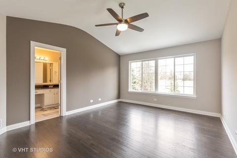 525 Rose Ln, Bartlett, IL 60103 photo 14