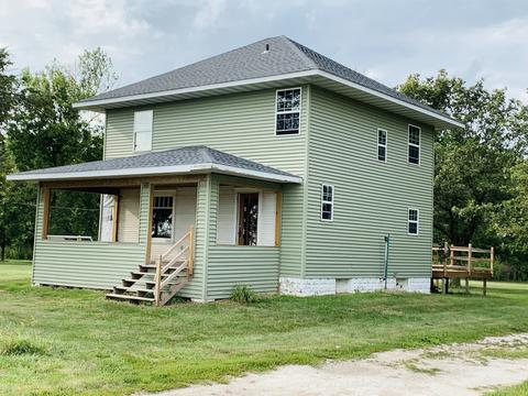 884 E 1200n Rd, Melvin, IL 60952 photo 1