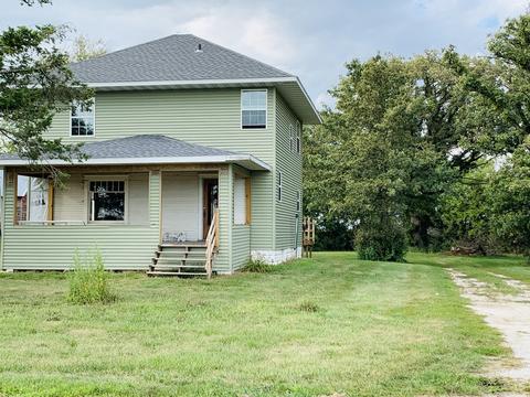 884 E 1200n Rd, Melvin, IL 60952 photo 2