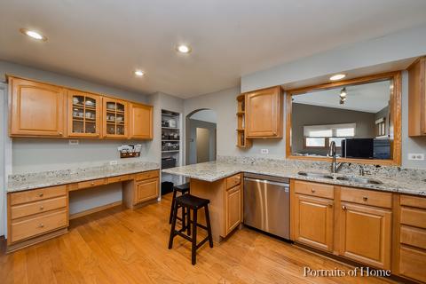 602 Parkway Dr, Wheaton, IL 60187 photo 7
