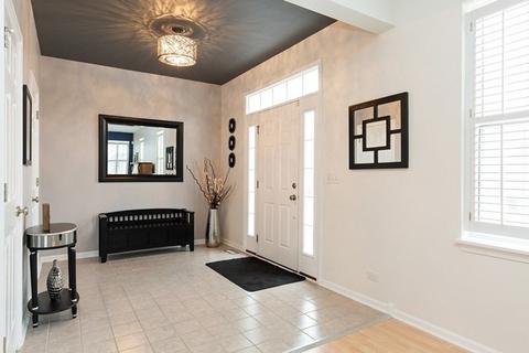3015 Cookson Ave, Elgin, IL 60124 photo 2