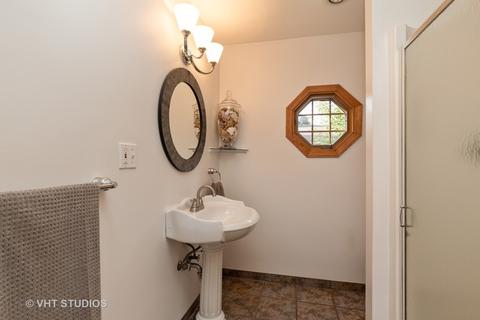 624 S 3rd St, West Dundee, IL 60118 photo 9
