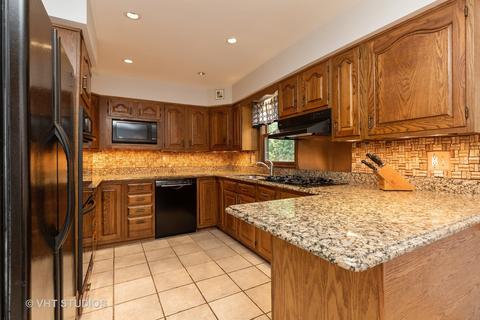 624 S 3rd St, West Dundee, IL 60118 photo 6