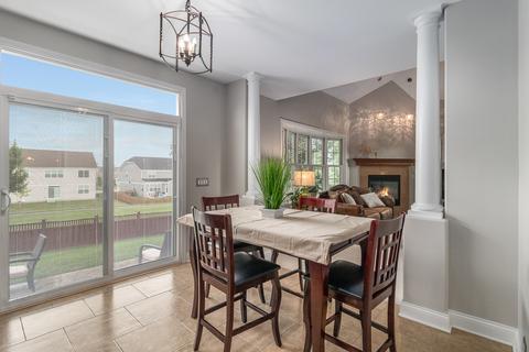 12903 Peppertree Dr, Plainfield, IL 60585 photo 8