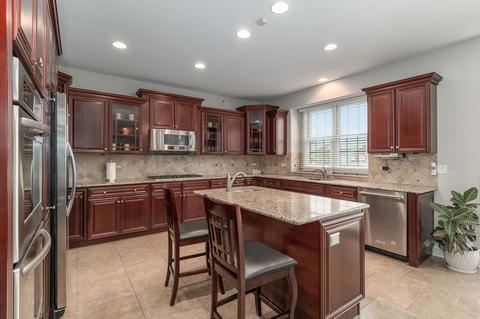 12903 Peppertree Dr, Plainfield, IL 60585 photo 9