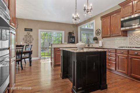 2575 Katie Ct, Aurora, IL 60502 photo 7