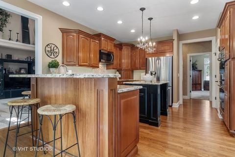 2575 Katie Ct, Aurora, IL 60502 photo 8