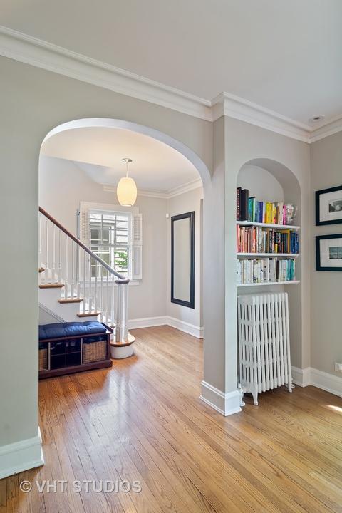 2220 Forestview Rd, Evanston, IL 60201 photo 3