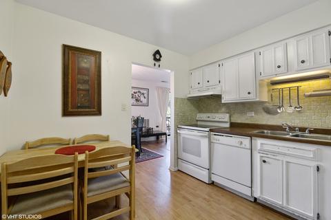 1500 Harbour Dr #2Q, Wheeling, IL 60090 photo 7